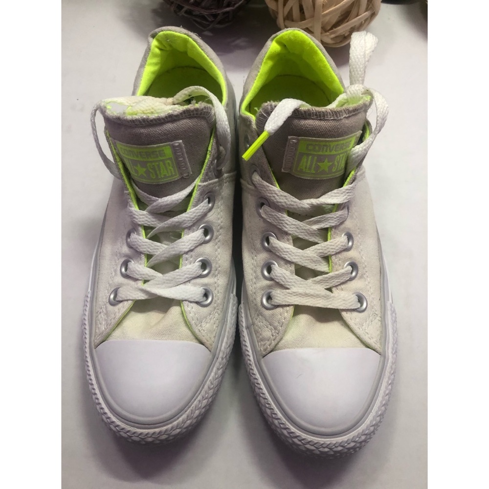 Converse Chuck Taylor ColorBlock Sneaker - Picture 2 of 5